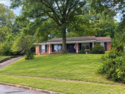 720 Branson Rd W
