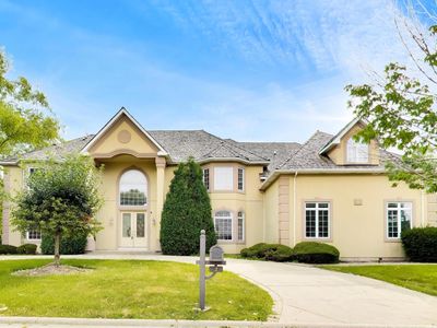 1 Firethorn Ct