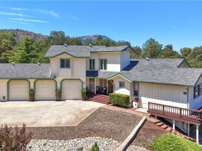 38393 Crestview Ln
