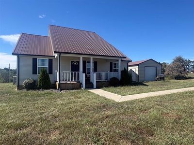 593 Hollis Thomas Rd
