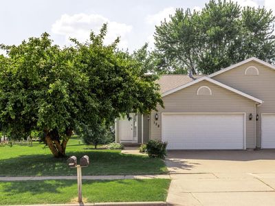 128 Rosewood LANE NORTH North