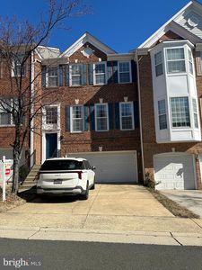 45798 Mountain Pine Sq