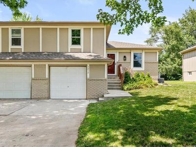 Property at 1212 W Sheridan St, Olathe, KS