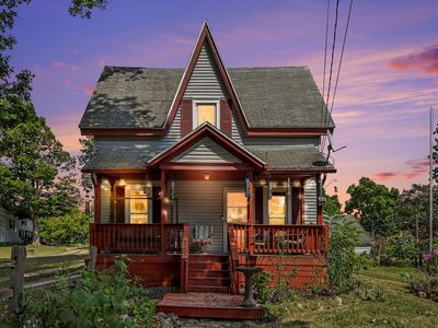 48 Burgess Dr