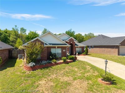 7512 Red Pine Dr