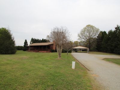 2808 Dreher Shoals Rd