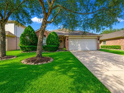 4027 Bentwood Dr