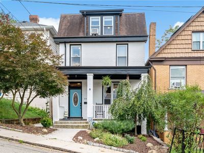 348 Albert St