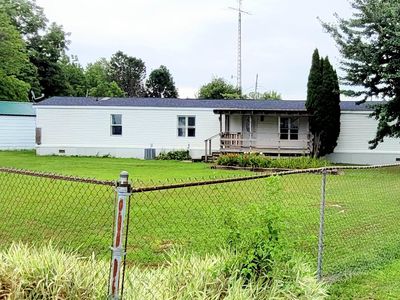 7148 E 470 N