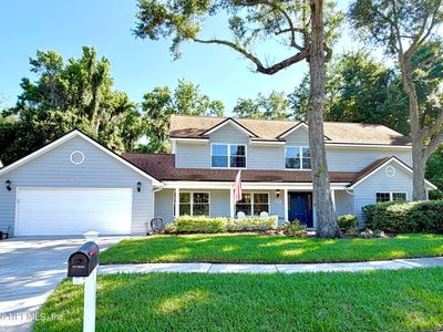 4457 BARRINGTON OAKS Drive