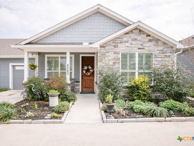 406 W Crestwood Dr #B