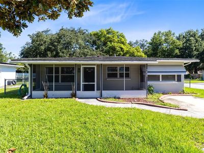 1805 Verona St