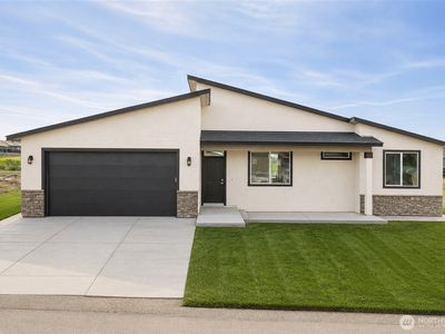 6739 SE Club House Drive Court