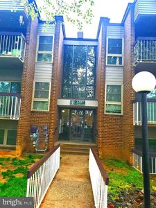 2207 Greenery Ln APT 103-8