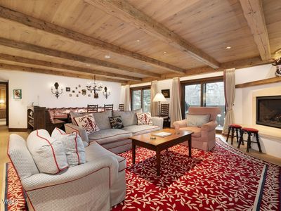 22 W Meadow Dr Unit 230