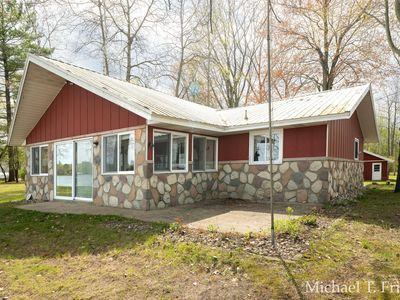 3668 Sunny Dr