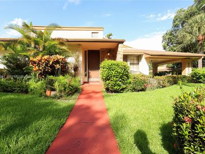 8050 Palmetto Palm Cir #55
