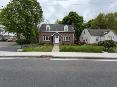 16 Water St