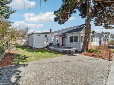 1110 S Bennett Street