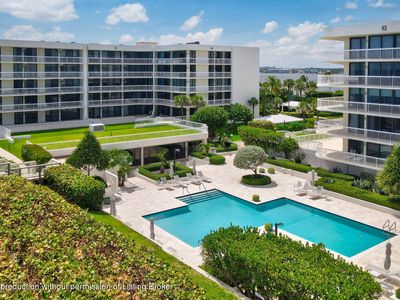 3300 S Ocean Blvd APT 504