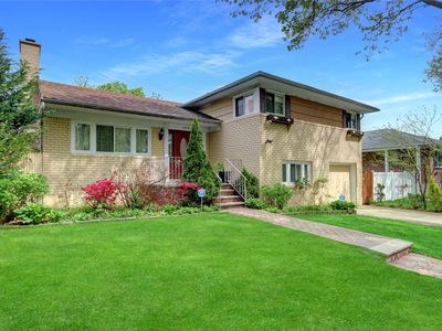 262-55 Grand Central Parkway