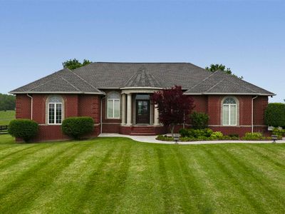 260 Stone Trace Ct