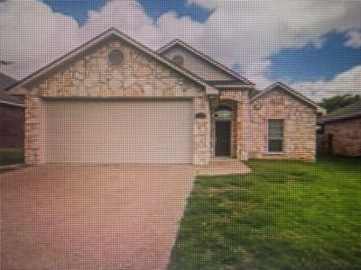 3045 Andalusian Ln