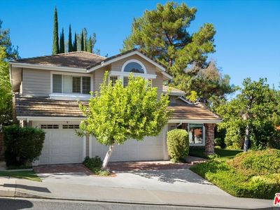 22322 Cairnloch St