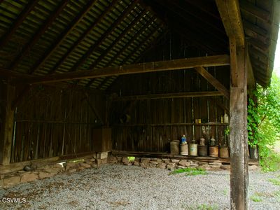 106 Crescent Hill Rd