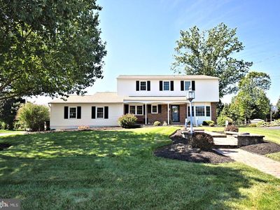 735 Bell Ln
