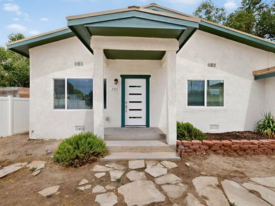 3505 Bluewater Rd NW