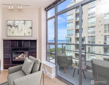 2929 1st Avenue #815