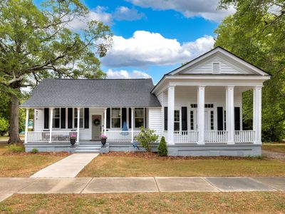 225 N Salem Ave