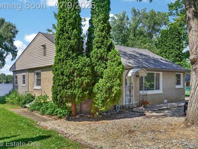 705 Sunset Dr