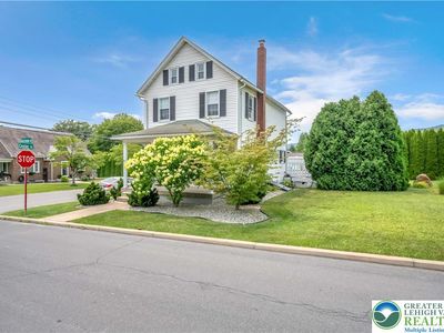 Property at 4 Fairview Ave, Wind Gap, PA