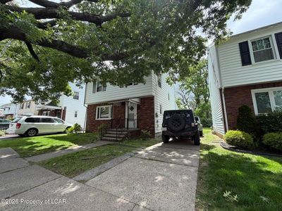 100 Dawes Ave