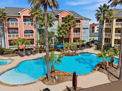 7000 Seawall Blvd APT 412