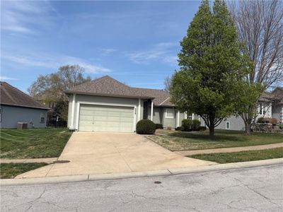 3008 SW 9th Ter