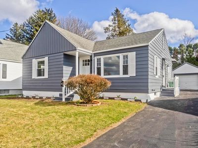 49 Bennett St