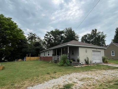 902 S Carnation Drive
