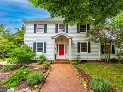 716 Parkway Cir