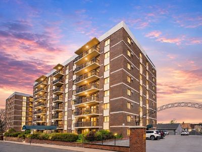 10 Williams St APT 55