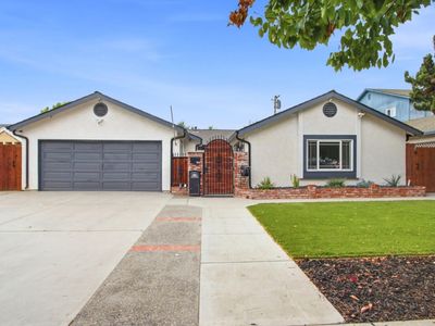 744 Boynton Ave