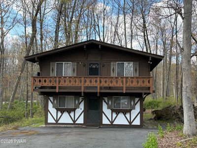 802 Burning Tree Ct
