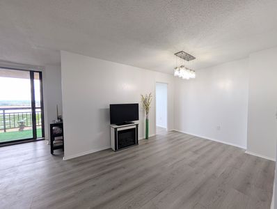 918 Harmon Cove Tower #918