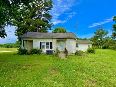 Property at 560 State Line Rd, Loretto, TN