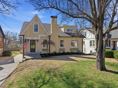 2807 W Linden Ave