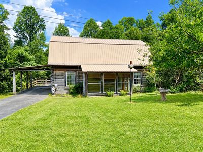 520 Singing Hills Rd