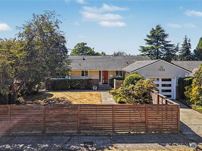 7333 46th Avenue NE