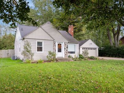 241 S Waverly Rd